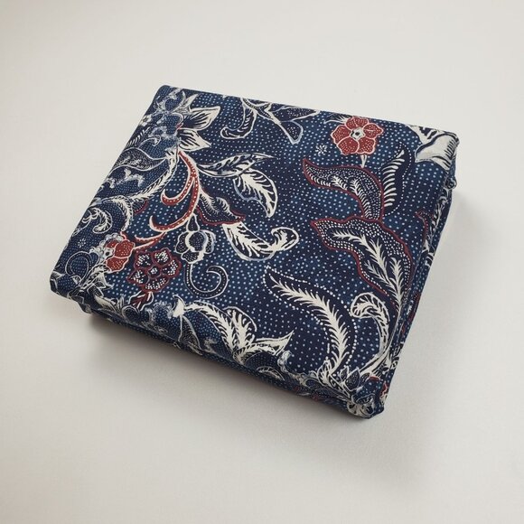 Ralph Lauren Home Mirabelle Full/Queen Duvet Cover in Indigo Blue, 92" W x 96" L - Picture 12 of 16